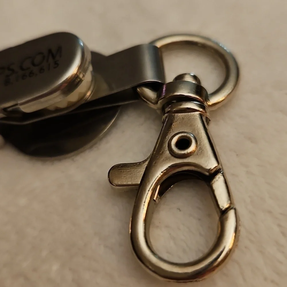 5/$25 HIPKLIPS Horseshoe Clip Keychain